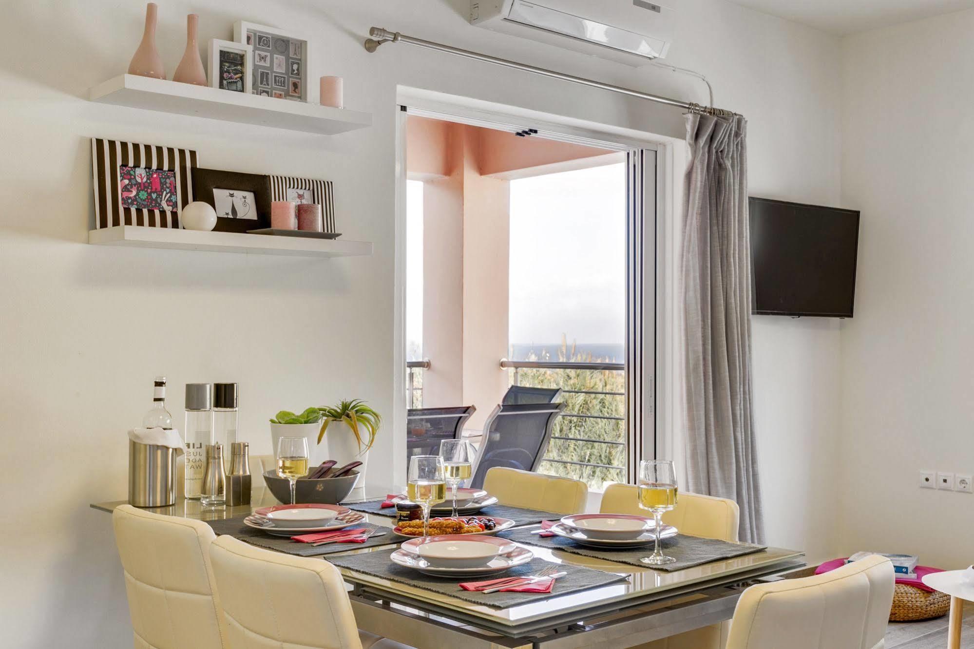 Cyan Icons Villas Tsivaras Экстерьер фото