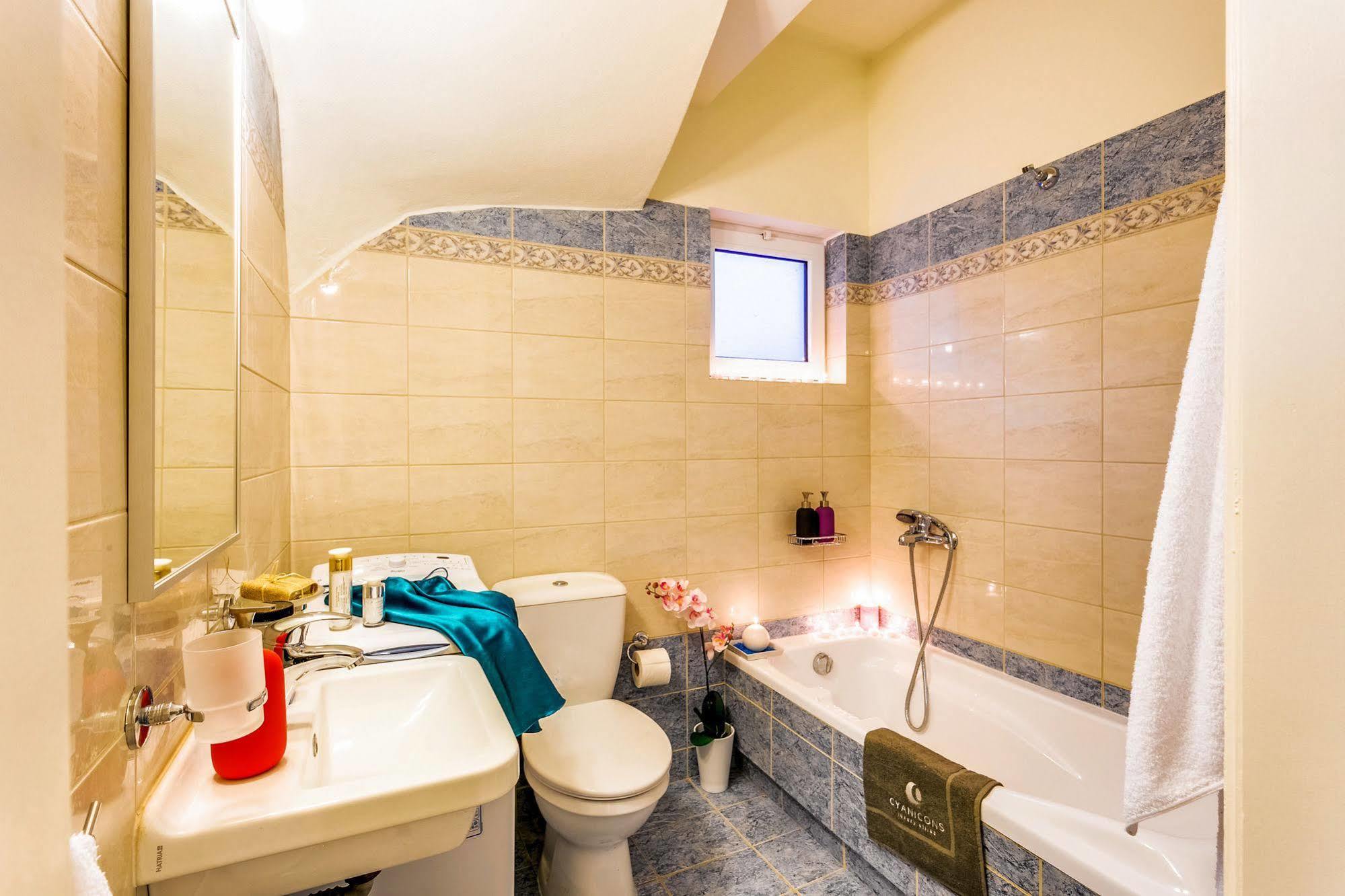 Cyan Icons Villas Tsivaras Экстерьер фото