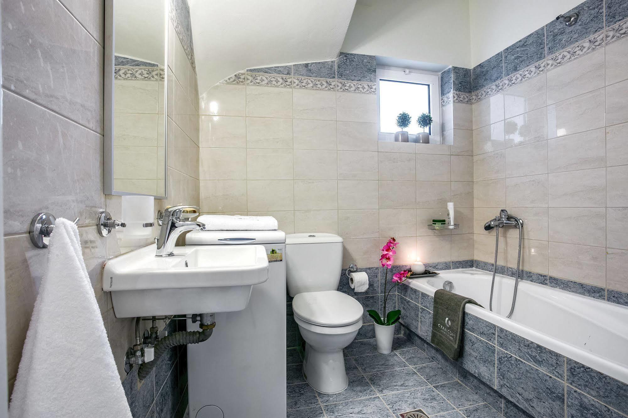 Cyan Icons Villas Tsivaras Экстерьер фото